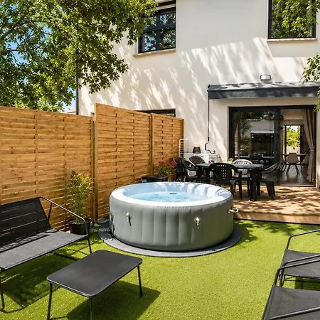 Prázdninový dům Maison Duplex - 7p - Jardinet Et - 2mn Des Plages Casa Sounolyha *